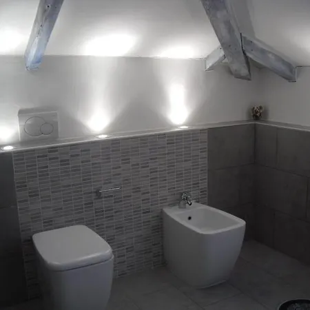 Romantico Indipendente Apartman Gaglianico